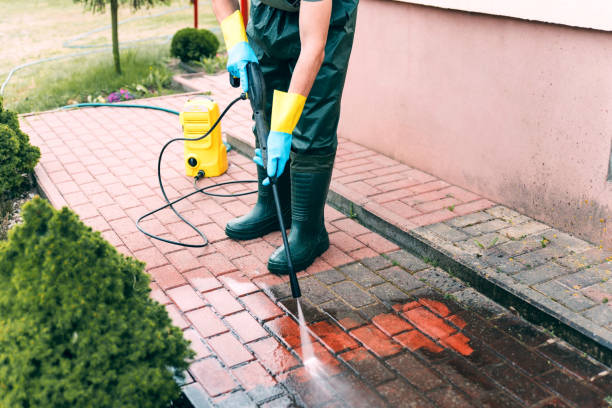 Best Sidewalk and Walkway Cleaning  in Amity, OR